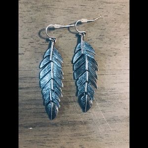 Francesca’s Feather Earrings